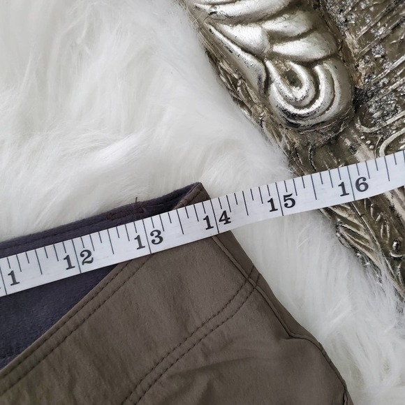 Sherpa Adventure Gear Women Naulo 5 Pocket Pant. Color: Tamur River. New. - Picture 4 of 10